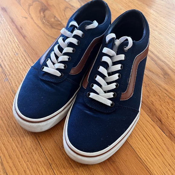 VANS WARD LOW TOP LACED SHOES - Picture 9 of 10